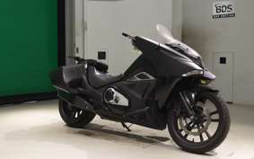 HONDA NM4 VULTUS -02 2014 RC82