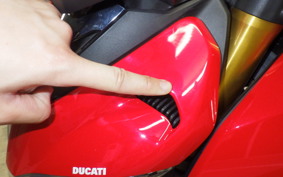 DUCATI STREETFIGHTER V4 S 2021