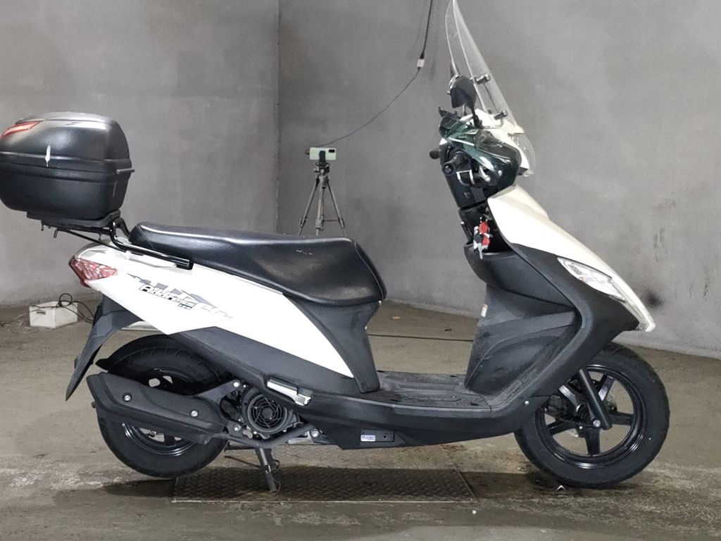 Фото Suzuki ADDRESS V125 с японского аукциона