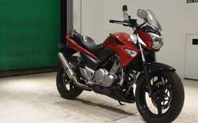 SUZUKI GSR250 2012