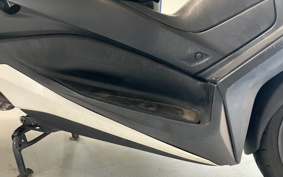 YAMAHA XMAX ABS SG42J