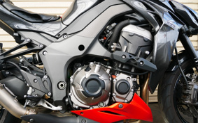 KAWASAKI Z1000 2015 ZRT00F