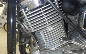 YAMAHA DRAGSTAR 1100 2005 VP13J