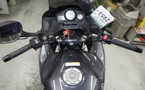 YAMAHA TDM900 2010
