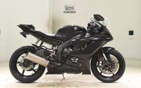 YAMAHA YZF-R6 2019