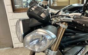 TRIUMPH SPEED TRIPLE 2013 TPN105