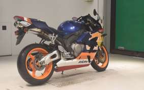 HONDA CBR1000RR 2004 SC57