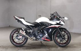SUZUKI GSX250 R DN11A