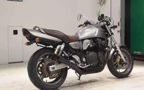 SUZUKI INAZUMA 400 (GSX400) 2002 GK7BA