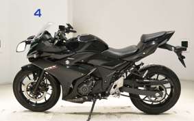 SUZUKI GSX250 R