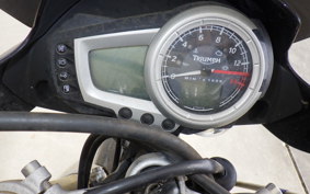 TRIUMPH STREET TRIPLE 2009