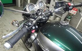 TRIUMPH BONNEVILLE T120 2022