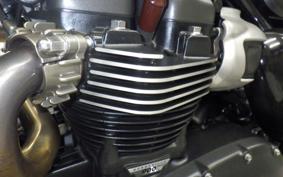 TRIUMPH SCRAMBLER 900 2023