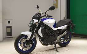 SUZUKI ｸﾞﾗﾃﾞｨｳｽ400 2018 VK58A