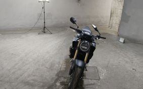 HONDA CB650R E-Clutch 2026 RH17