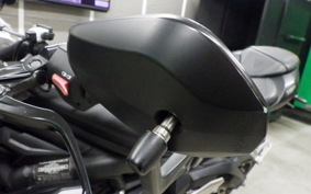 TRIUMPH STREET TRIPLE RS 2019