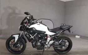 YAMAHA MT-07 2017 RM07J