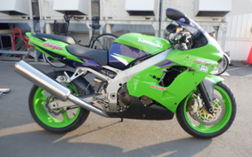 KAWASAKI ZX900R NINJA 2000 00E000