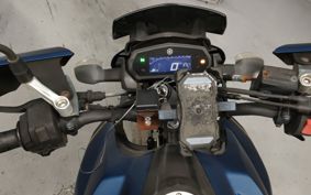 YAMAHA FZS25 RG69