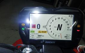 DUCATI STREETFIGHTER V4 S 2023