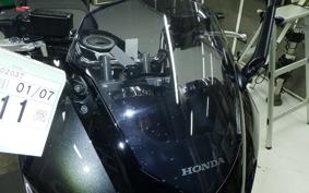 HONDA CB1300SB SUPER BOLDOR 2025