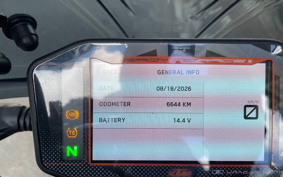 KTM 890 DUKE 2023 TU940