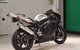 YAMAHA YZF-R1 2002
