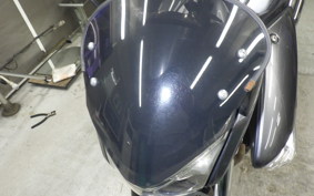 SUZUKI GSR250 2019