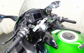 KAWASAKI NINJA H2 SX SE 2018 ZXT02A