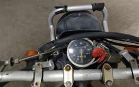 SUZUKI DJEBEL200 SH42A