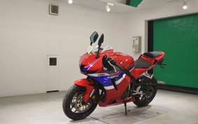 HONDA CBR600RR 2025 PC40