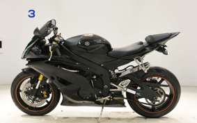 YAMAHA YZF-R6 2011