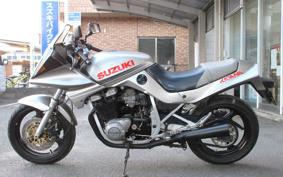 SUZUKI GSX750S KATANA 1987 GR72A