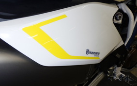 HUSQVARNA FE250 2023