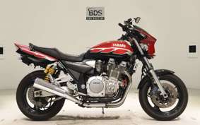 YAMAHA XJR1300 2001