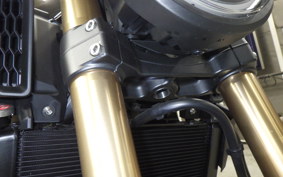 HONDA CB650R E-Clutch 2025 RH17