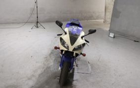YAMAHA YZF-R1 2001 RN04