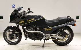 KAWASAKI GPZ900R NINJA 2025 ZX900A