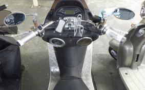 YAMAHA MAJESTY 125 FI