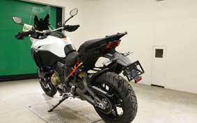 DUCATI MULTISTRADA V4S 2025