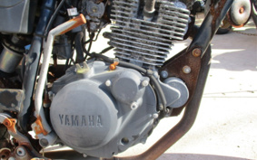 YAMAHA TW225 DG09J