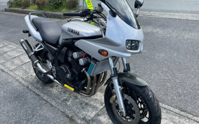 YAMAHA FZ400 1997 4YR