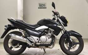 SUZUKI GSR250