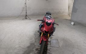 YAMAHA YZF R-3 2019 RH13J