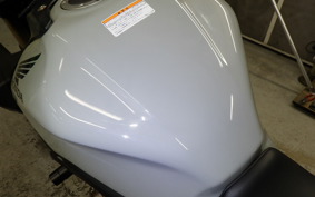 HONDA CB650R E-Clutch 2025 RH17