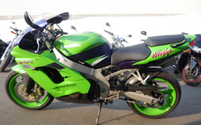 KAWASAKI ZX900R NINJA 2000 00E000