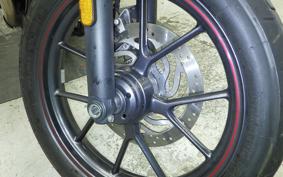 TRIUMPH STREET TWIN 2017