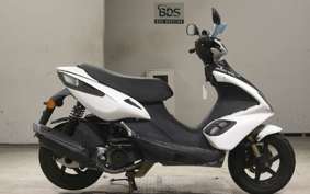 ADVIA R125