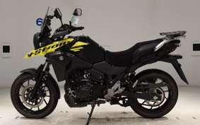 SUZUKI Vｽﾄﾛｰﾑ250A