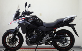 SUZUKI STROM 250 DS11A